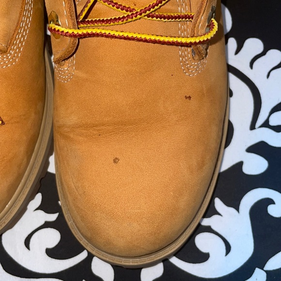 Timberland 6 inch Premium “wheat” boot - Picture 10 of 17